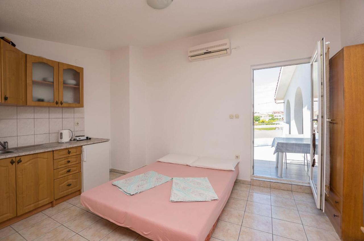 Apartments Ivan ヴィル エクステリア 写真
